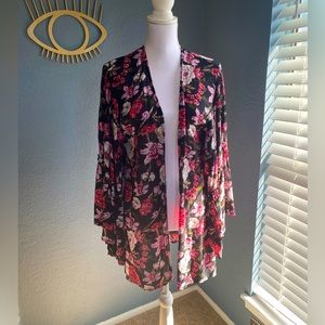 Billabong Black Floral Long Sleeved Kimono Robe